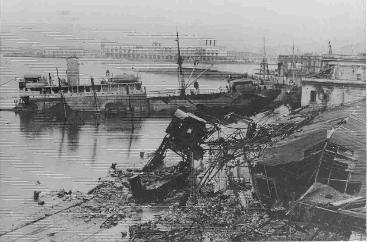 NAPLES HARBOUR