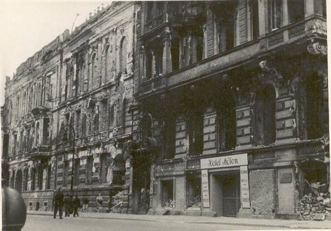 BERLIN 1945