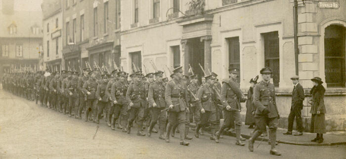 1916